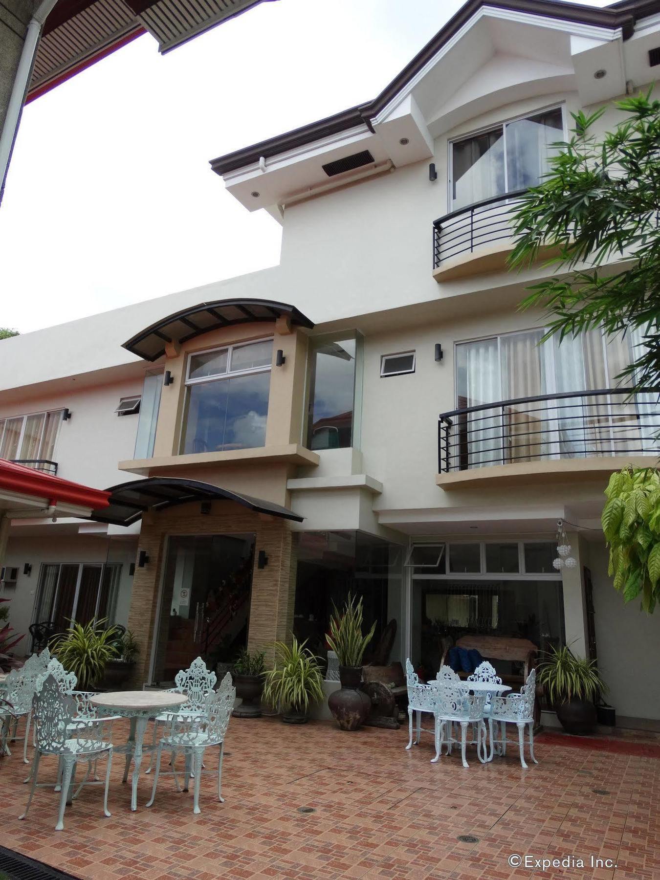 Harbour Gardens Tourist Inn Tagbilaran City Exterior photo