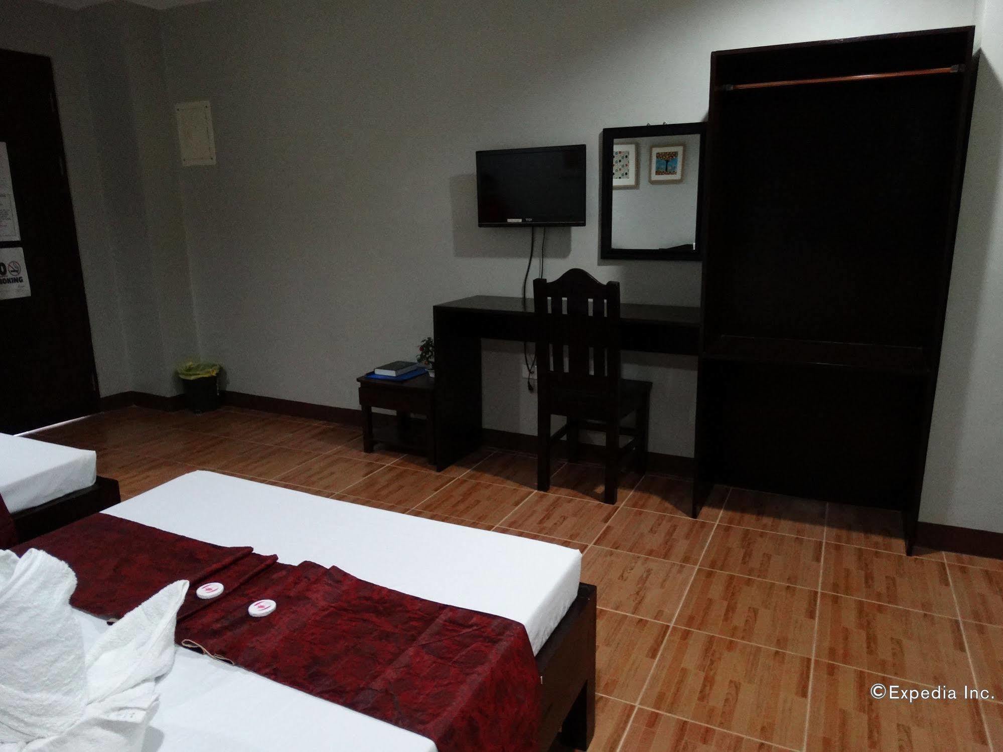 Harbour Gardens Tourist Inn Tagbilaran City Exterior photo