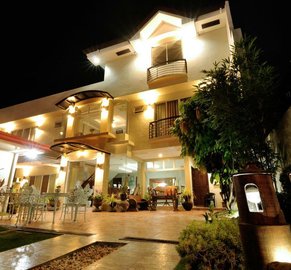 Harbour Gardens Tourist Inn Tagbilaran City Exterior photo